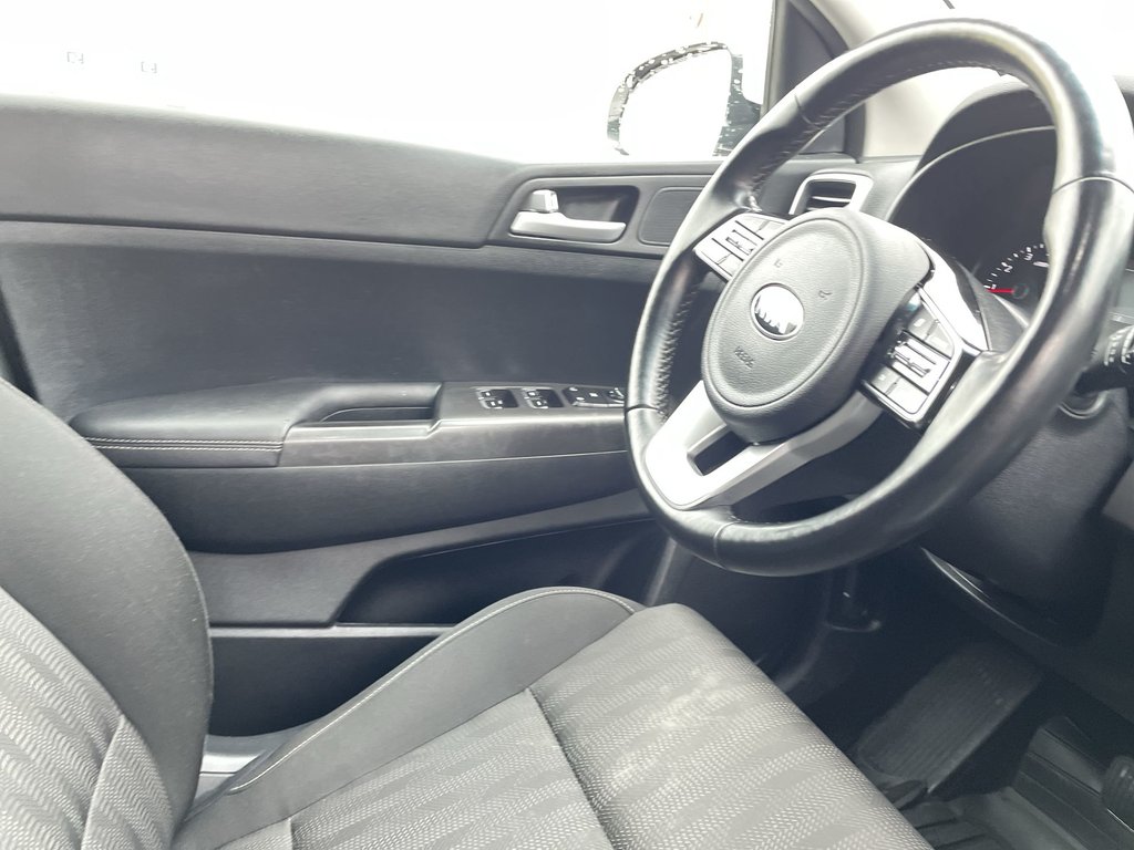 2022 Kia Sportage in Antigonish, Nova Scotia - 15 - w1024h768px