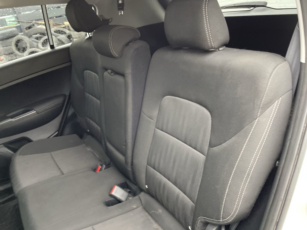 2022 Kia Sportage in Antigonish, Nova Scotia - 38 - w1024h768px