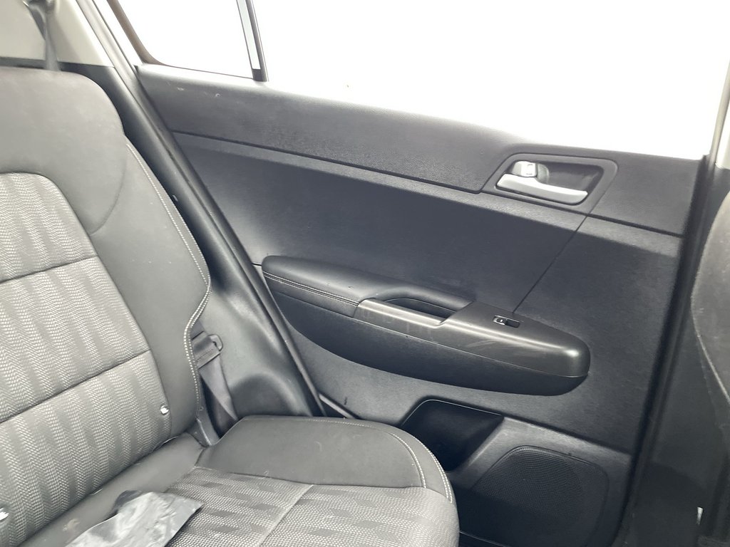 2022 Kia Sportage in Antigonish, Nova Scotia - 12 - w1024h768px