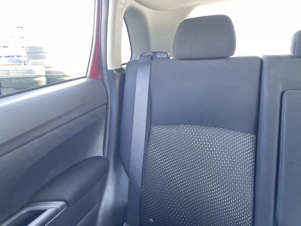 Mitsubishi RVR SE | Keyless | Heated Seats | Back up Cam 2016 à Saint John, Nouveau-Brunswick - 14 - w1024h768px