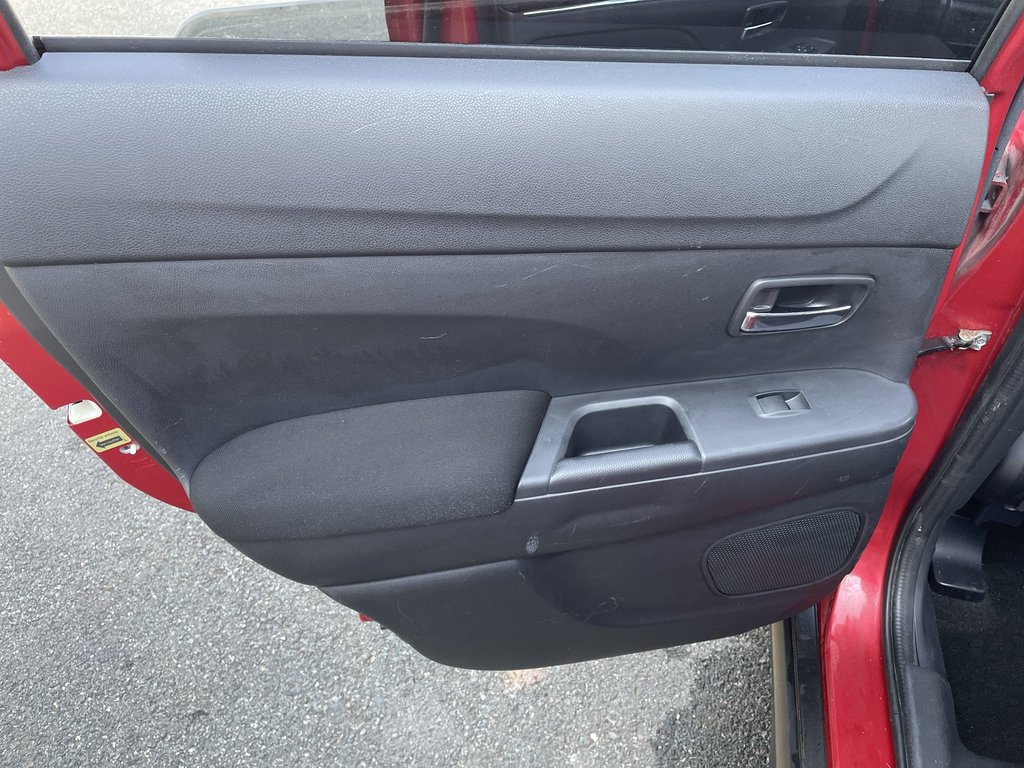 Mitsubishi RVR SE | Keyless | Heated Seats | Back up Cam 2016 à Saint John, Nouveau-Brunswick - 41 - w1024h768px