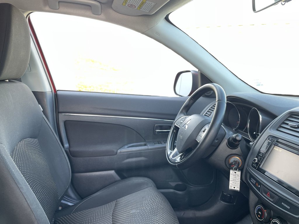 Mitsubishi RVR SE | Keyless | Heated Seats | Back up Cam 2016 à Saint John, Nouveau-Brunswick - 15 - w1024h768px