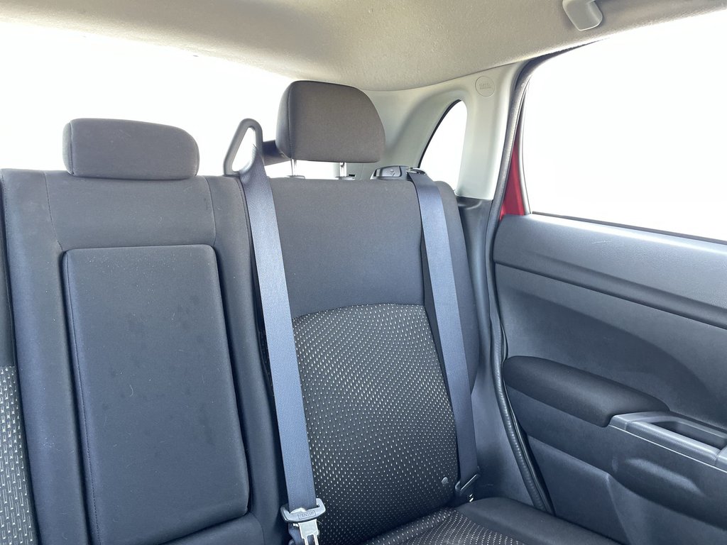 Mitsubishi RVR SE | Keyless | Heated Seats | Back up Cam 2016 à Saint John, Nouveau-Brunswick - 12 - w1024h768px