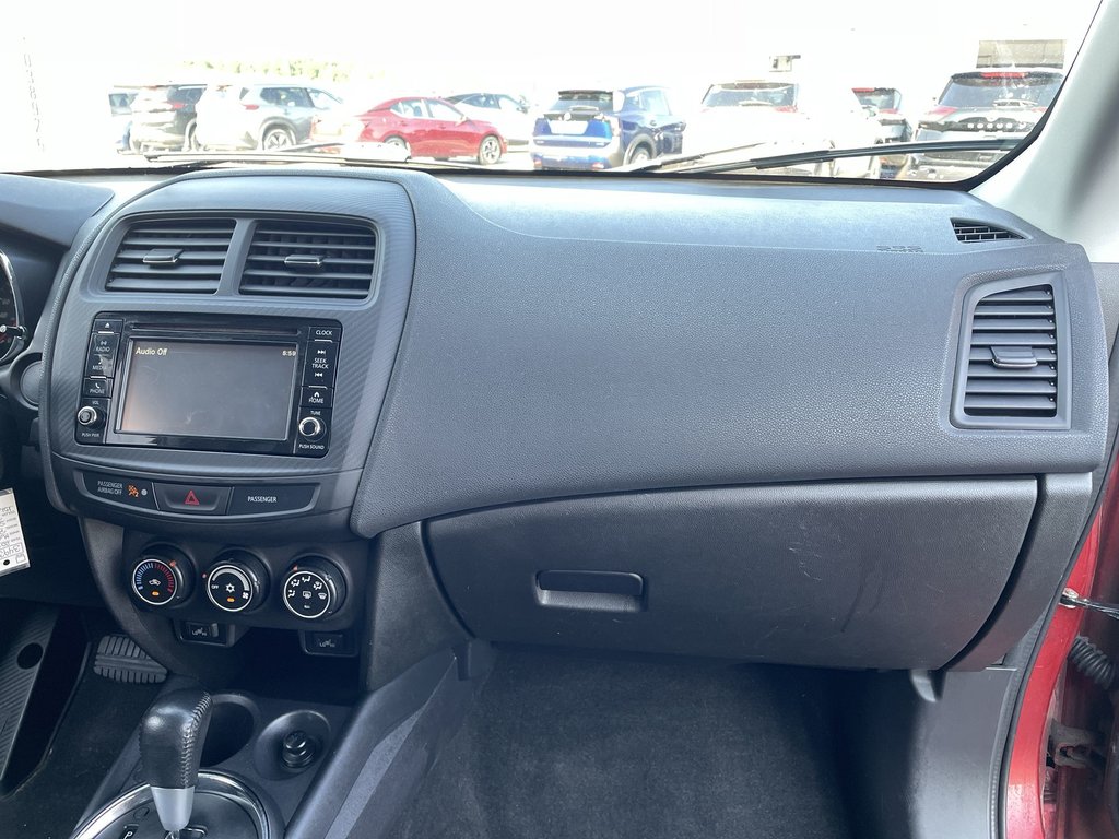 Mitsubishi RVR SE | Keyless | Heated Seats | Back up Cam 2016 à Saint John, Nouveau-Brunswick - 11 - w1024h768px