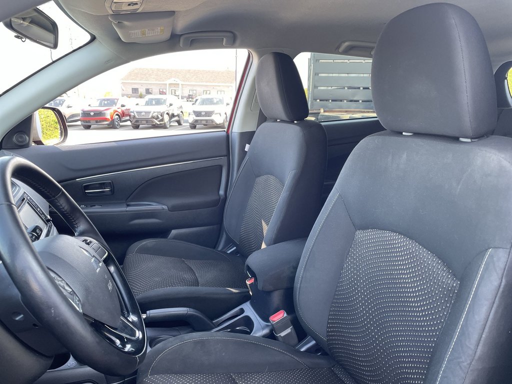 Mitsubishi RVR SE | Keyless | Heated Seats | Back up Cam 2016 à Saint John, Nouveau-Brunswick - 17 - w1024h768px