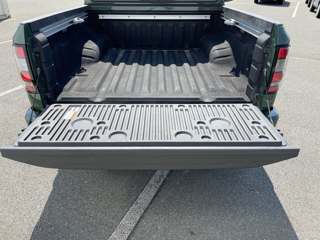 2022 Nissan FRONTIER PRO-4X | 360 Cam | Heated | Sunroof | Keyless in Saint John, New Brunswick - 42 - w1024h768px