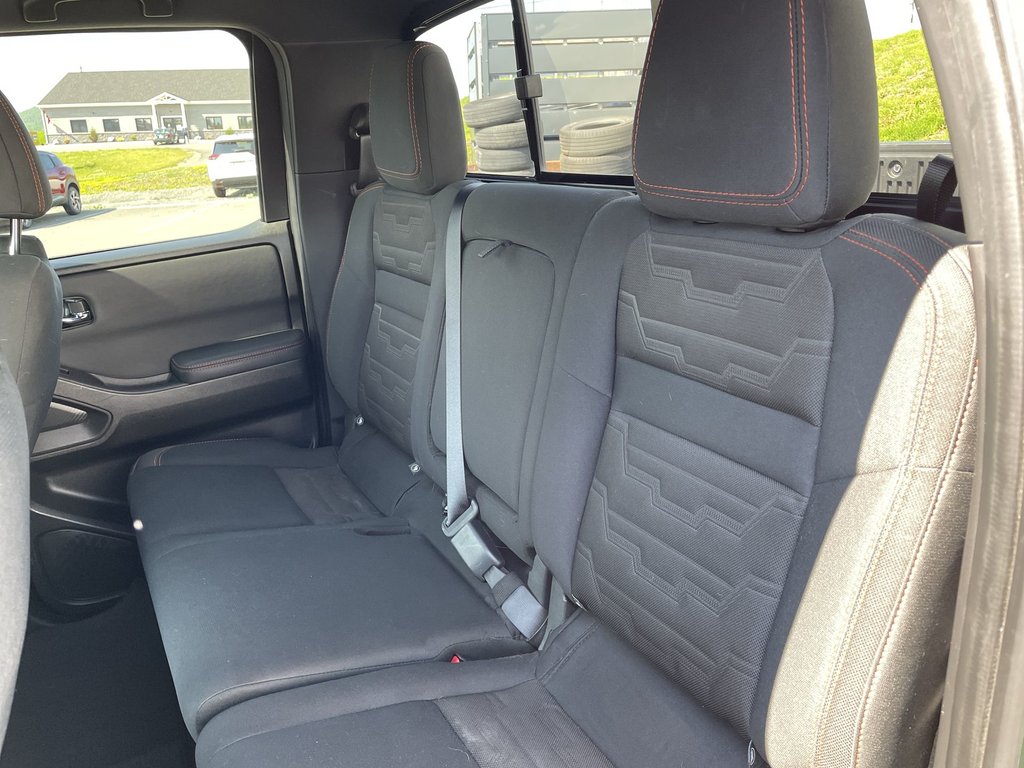 2022 Nissan FRONTIER PRO-4X | 360 Cam | Heated | Sunroof | Keyless in Saint John, New Brunswick - 38 - w1024h768px