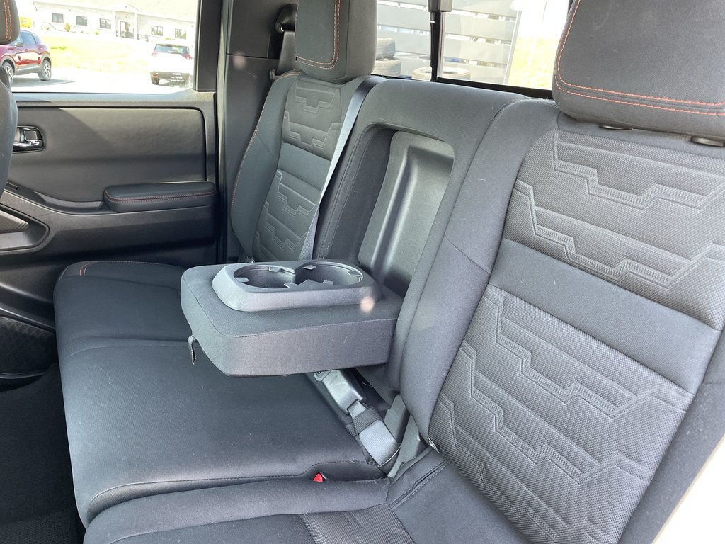 2022 Nissan FRONTIER PRO-4X | 360 Cam | Heated | Sunroof | Keyless in Saint John, New Brunswick - 39 - w1024h768px