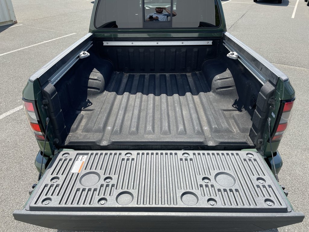 2022 Nissan FRONTIER PRO-4X | 360 Cam | Heated | Sunroof | Keyless in Saint John, New Brunswick - 43 - w1024h768px