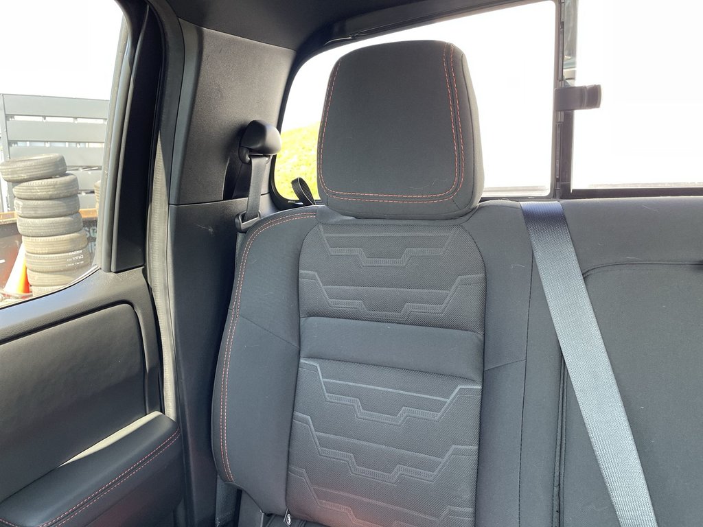 2022 Nissan FRONTIER PRO-4X | 360 Cam | Heated | Sunroof | Keyless in Saint John, New Brunswick - 14 - w1024h768px