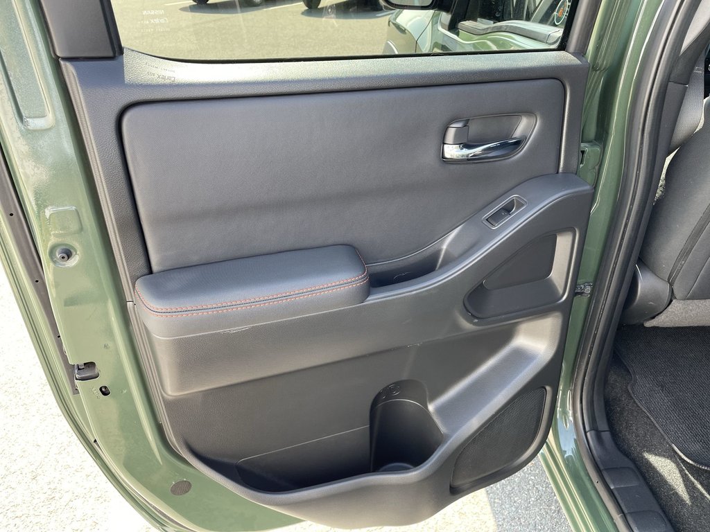2022 Nissan FRONTIER PRO-4X | 360 Cam | Heated | Sunroof | Keyless in Saint John, New Brunswick - 41 - w1024h768px