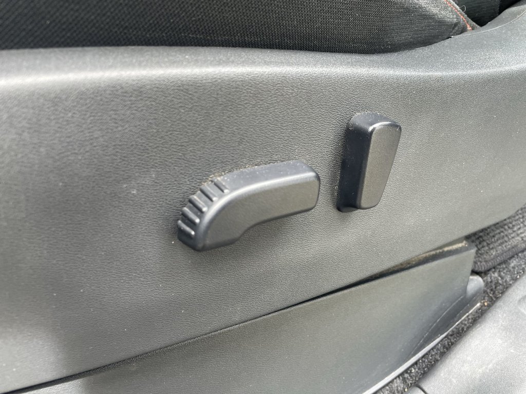 2022 Nissan FRONTIER in Antigonish, Nova Scotia - 20 - w1024h768px