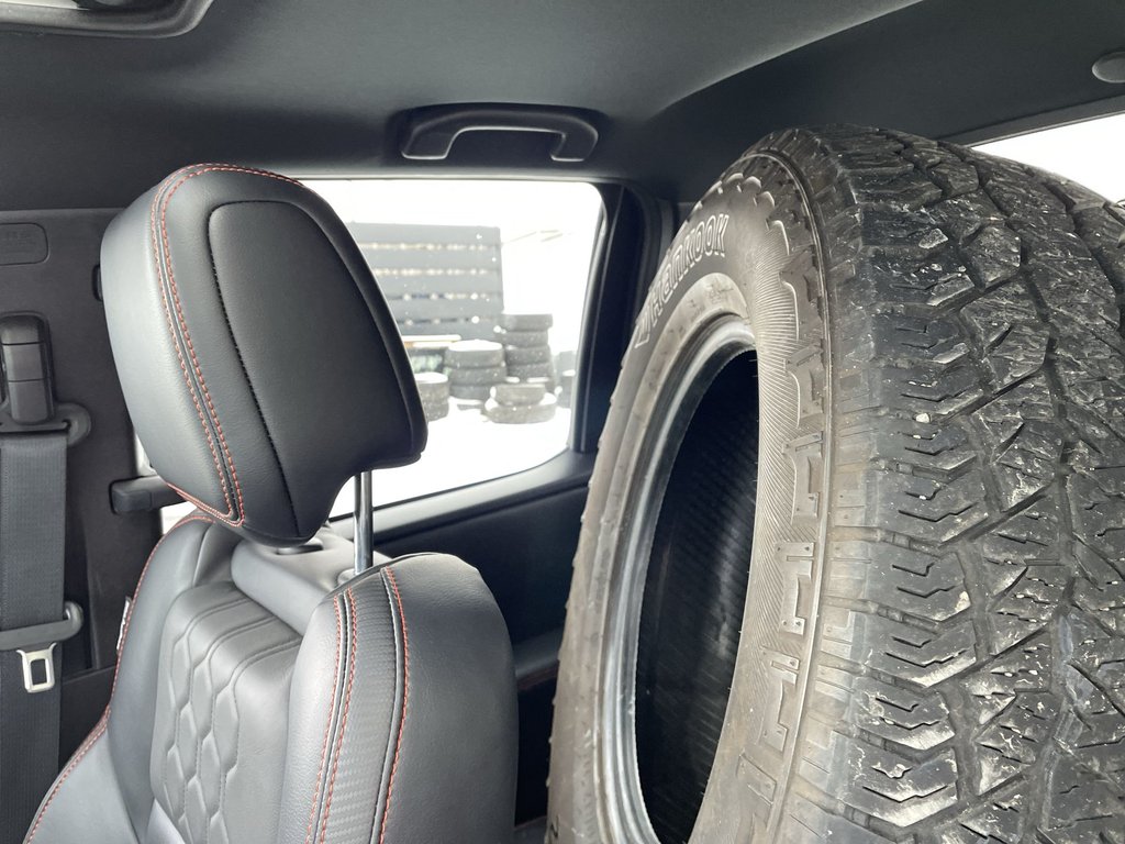 2024 Nissan FRONTIER PRO-4X | Leather | Cam | USB | Warranty to 2030 in Saint John, New Brunswick - 10 - w1024h768px