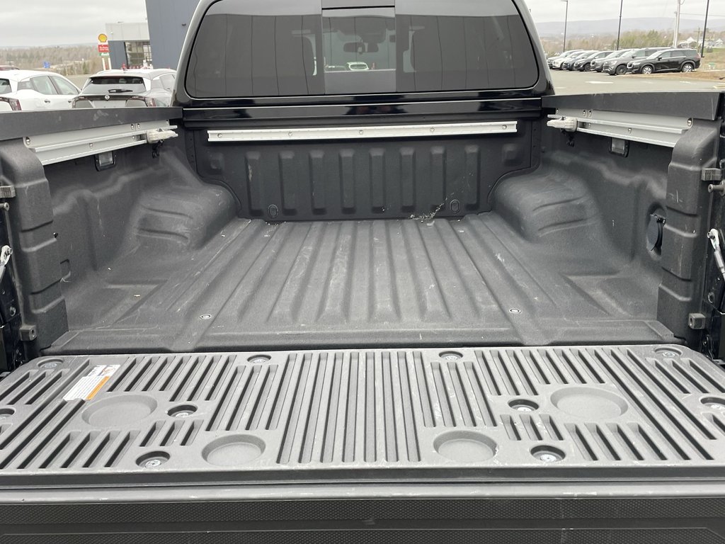 2024 Nissan Frontier in Antigonish, Nova Scotia - 43 - w1024h768px