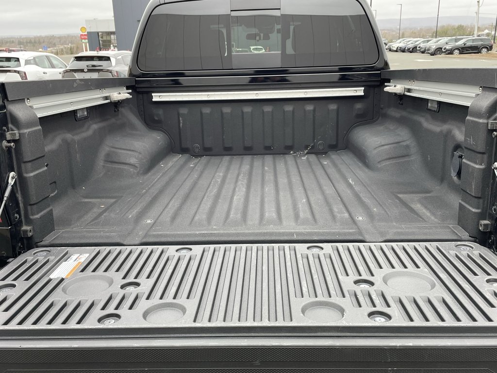 2024 Nissan Frontier in Antigonish, Nova Scotia - 42 - w1024h768px