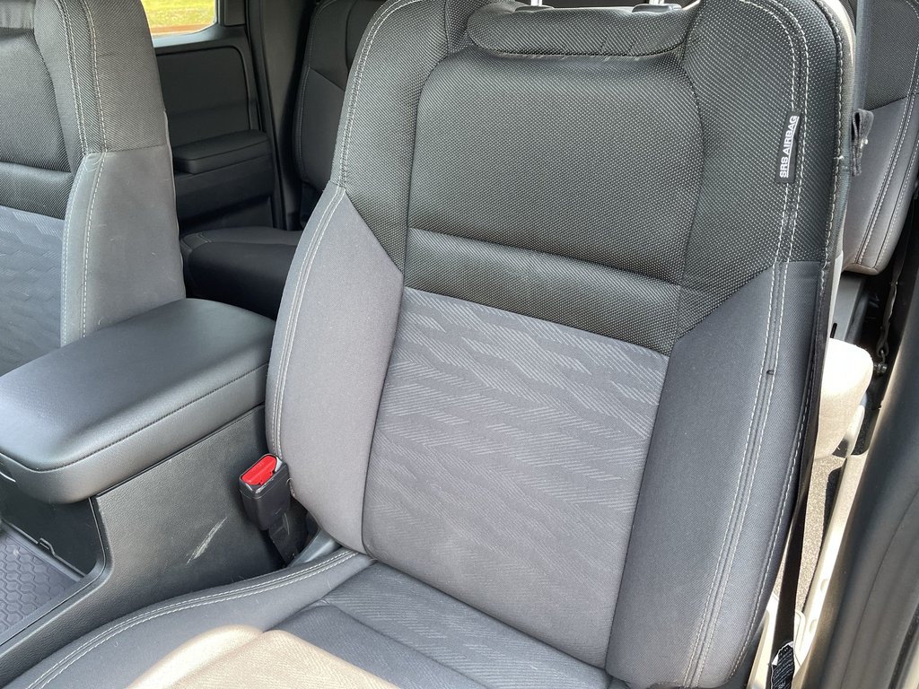 2024 Nissan FRONTIER in Antigonish, Nova Scotia - 19 - w1024h768px