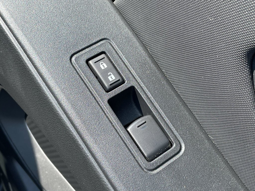 2024 Nissan FRONTIER in Antigonish, Nova Scotia - 52 - w1024h768px