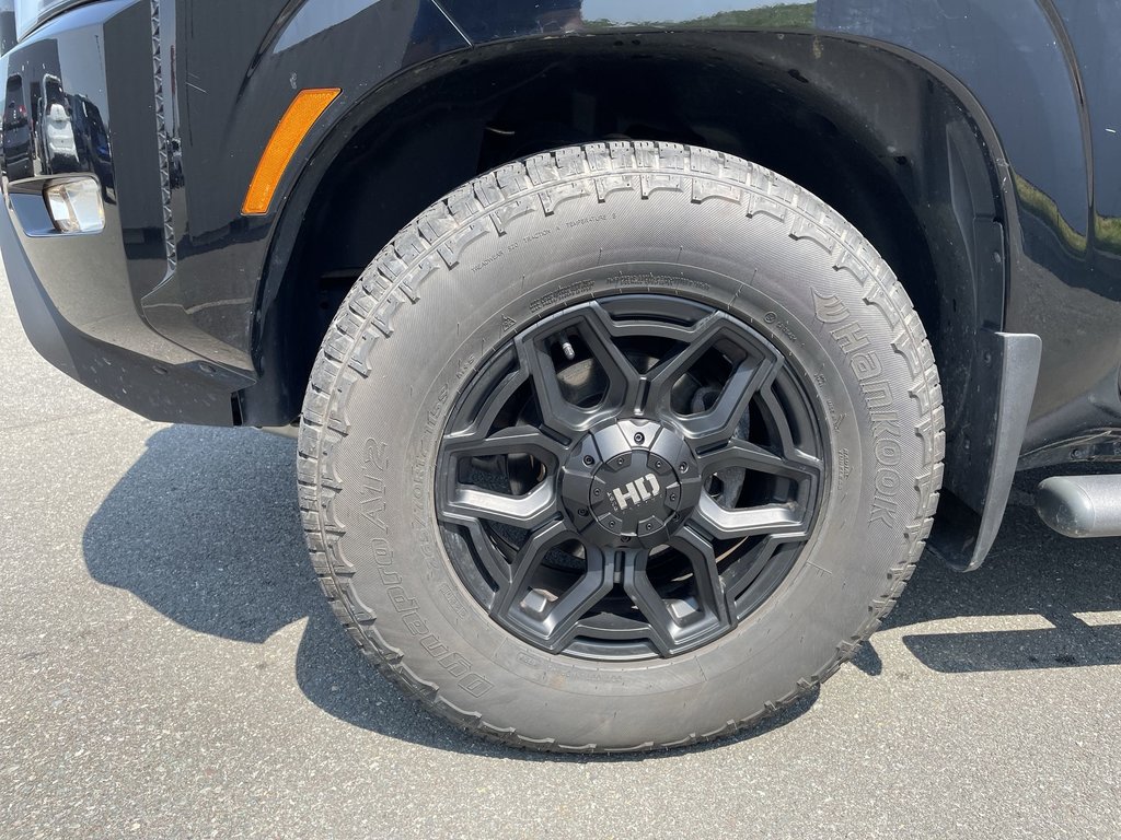 2024 Nissan FRONTIER in Antigonish, Nova Scotia - 16 - w1024h768px