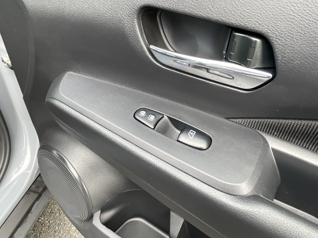 2025 Nissan Kicks Play in Antigonish, Nova Scotia - 52 - w1024h768px