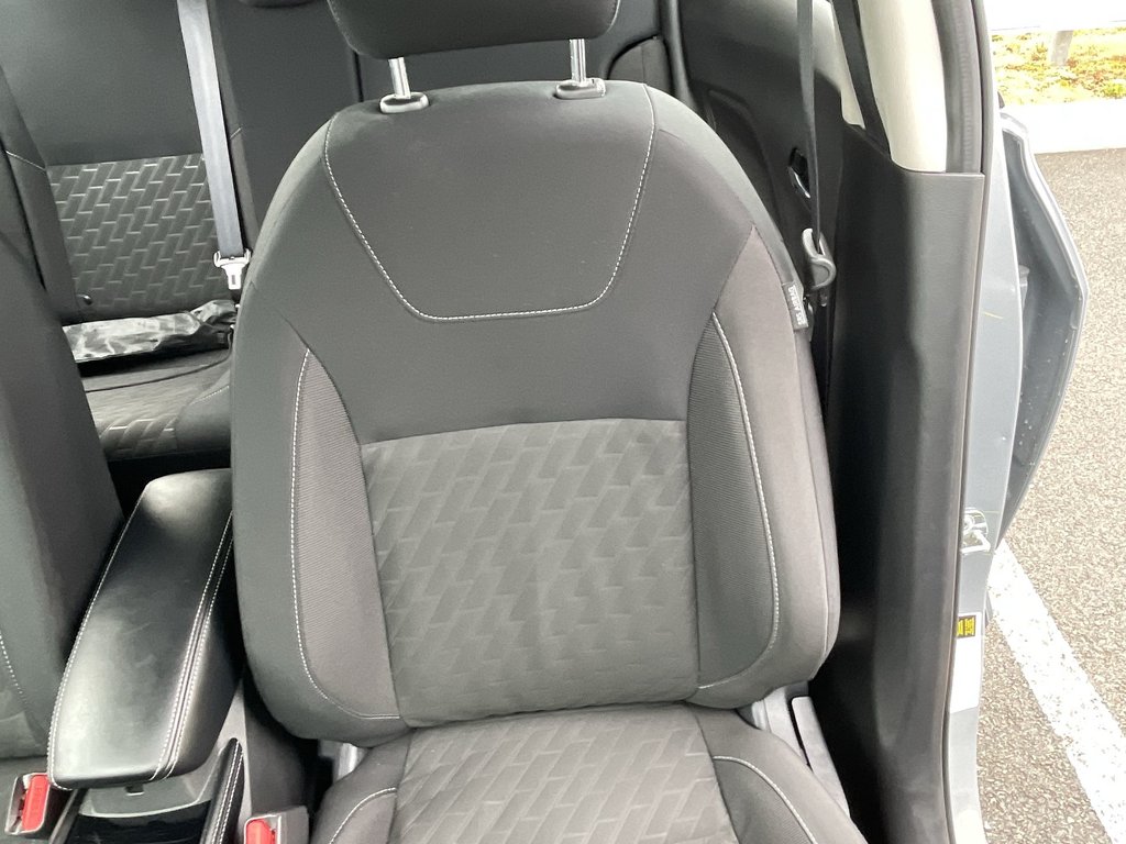 2025 Nissan Kicks Play in Antigonish, Nova Scotia - 18 - w1024h768px