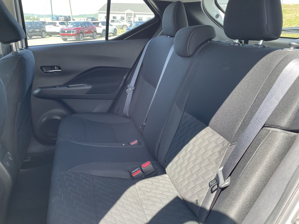 2025 Nissan Kicks Play in Antigonish, Nova Scotia - 38 - w1024h768px