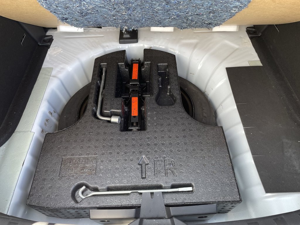 2025 Nissan Kicks Play in Antigonish, Nova Scotia - 44 - w1024h768px