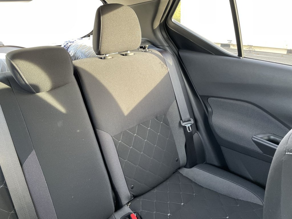 2018 Nissan KICKS S | Backup Cam | USB | Keyless in Saint John, New Brunswick - 12 - w1024h768px