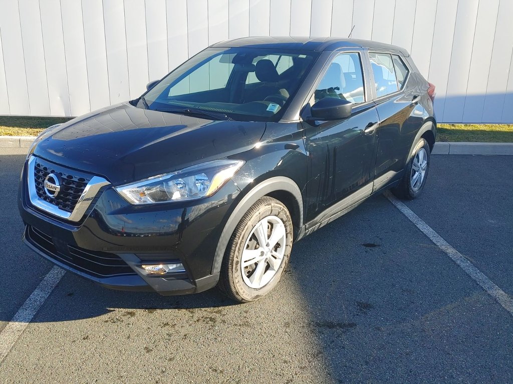 2020 Nissan KICKS in Antigonish, Nova Scotia - 3 - w1024h768px