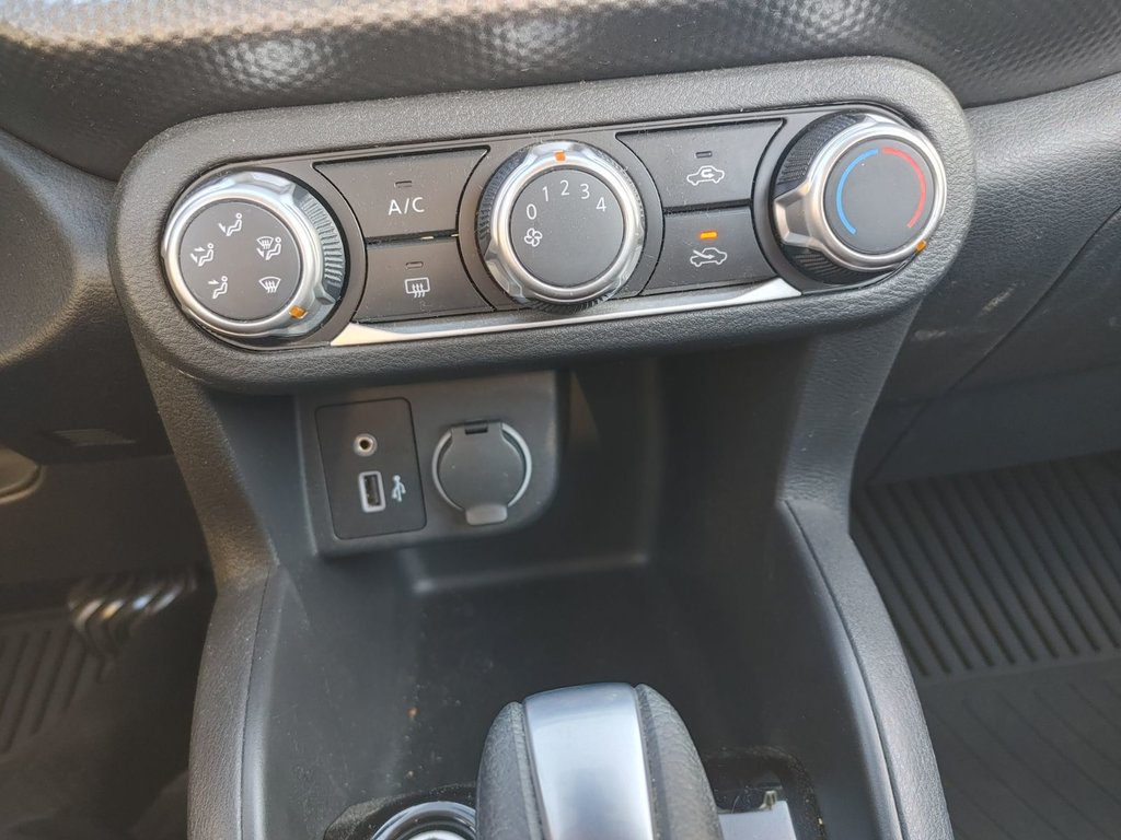 2020 Nissan KICKS in Antigonish, Nova Scotia - 19 - w1024h768px