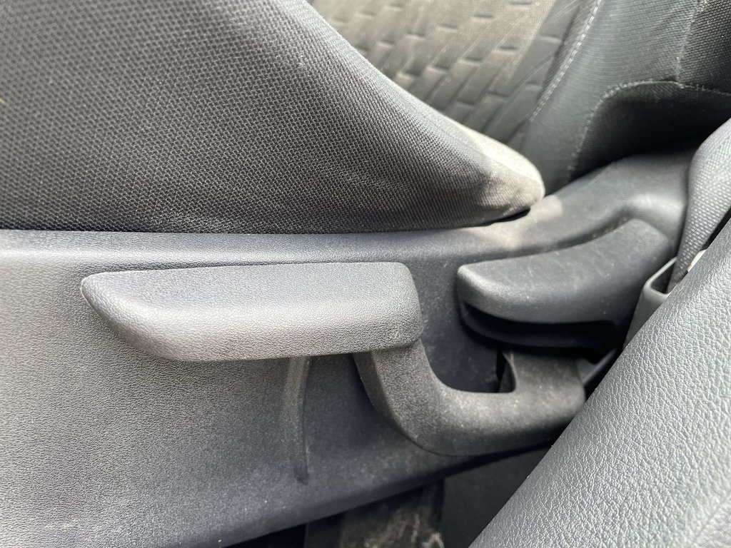 Nissan KICKS SV | Backup Cam | USB | Keyless 2021 à Saint John, Nouveau-Brunswick - 20 - w1024h768px