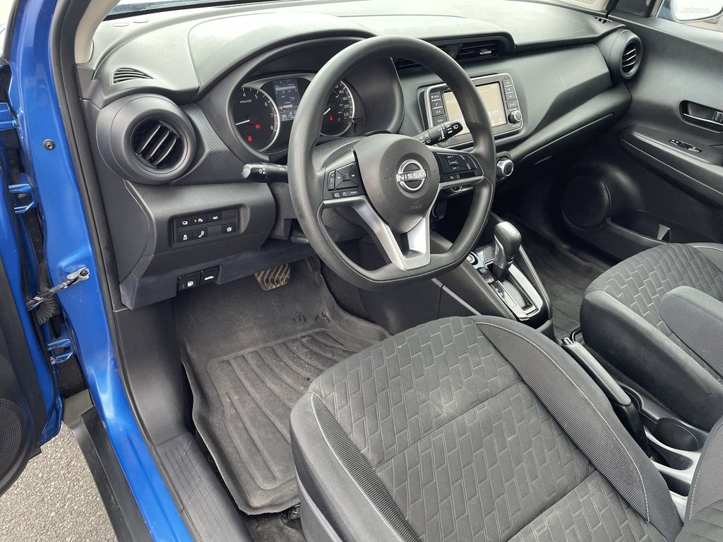 2022 Nissan Kicks in Antigonish, Nova Scotia - 18 - w1024h768px