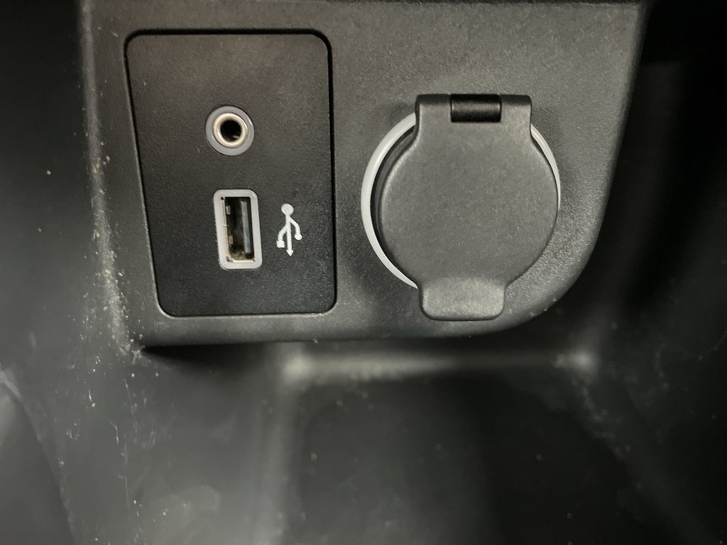 2022 Nissan Kicks in Antigonish, Nova Scotia - 33 - w1024h768px