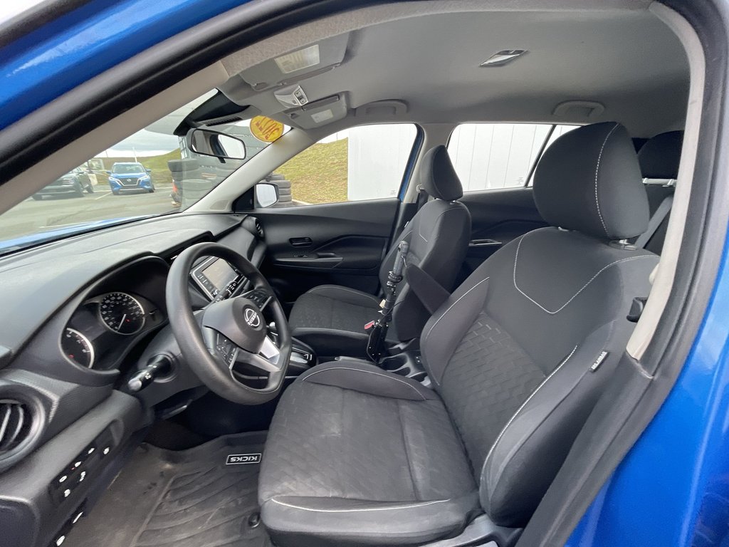 2022 Nissan Kicks in Antigonish, Nova Scotia - 15 - w1024h768px