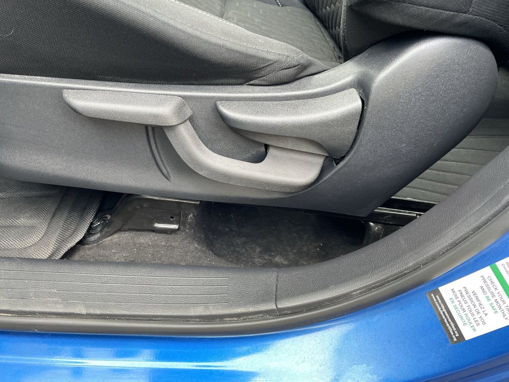 2022 Nissan Kicks in Antigonish, Nova Scotia - 51 - w1024h768px