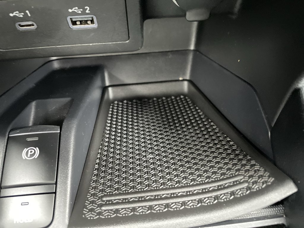 2022 Nissan KICKS SR | Leatherette | Cam | USB | Warranty to 2027 in Saint John, New Brunswick - 34 - w1024h768px