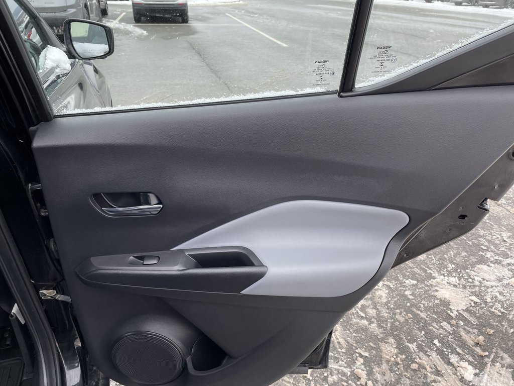 2022 Nissan KICKS SR | Leatherette | Cam | USB | Warranty to 2027 in Saint John, New Brunswick - 47 - w1024h768px