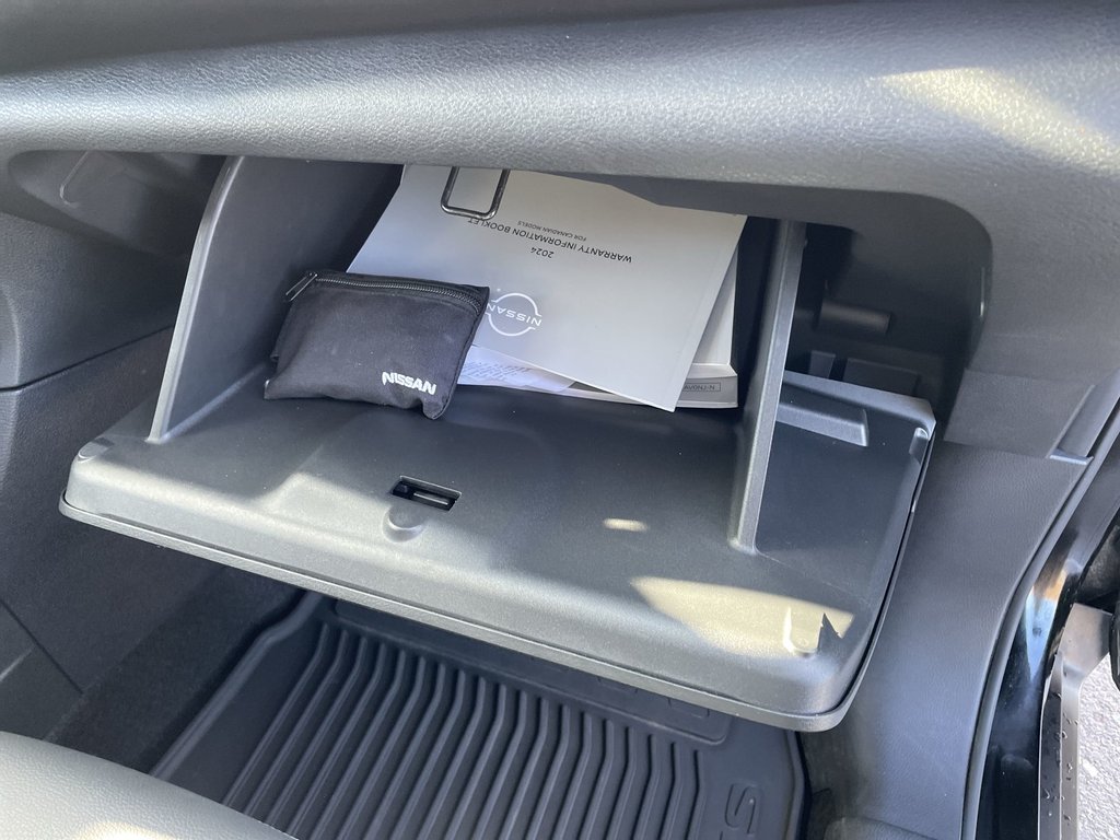 2024 Nissan Kicks in Antigonish, Nova Scotia - 49 - w1024h768px