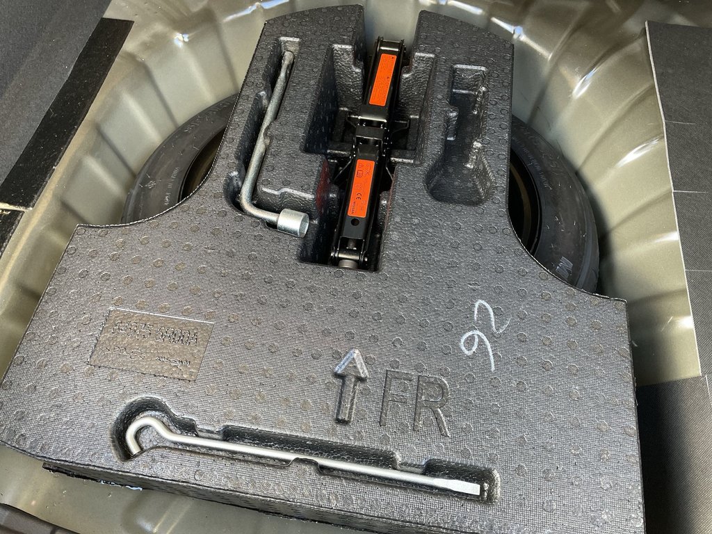 2024 Nissan Kicks in Antigonish, Nova Scotia - 44 - w1024h768px