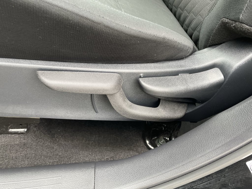 2024 Nissan KICKS in Antigonish, Nova Scotia - 20 - w1024h768px