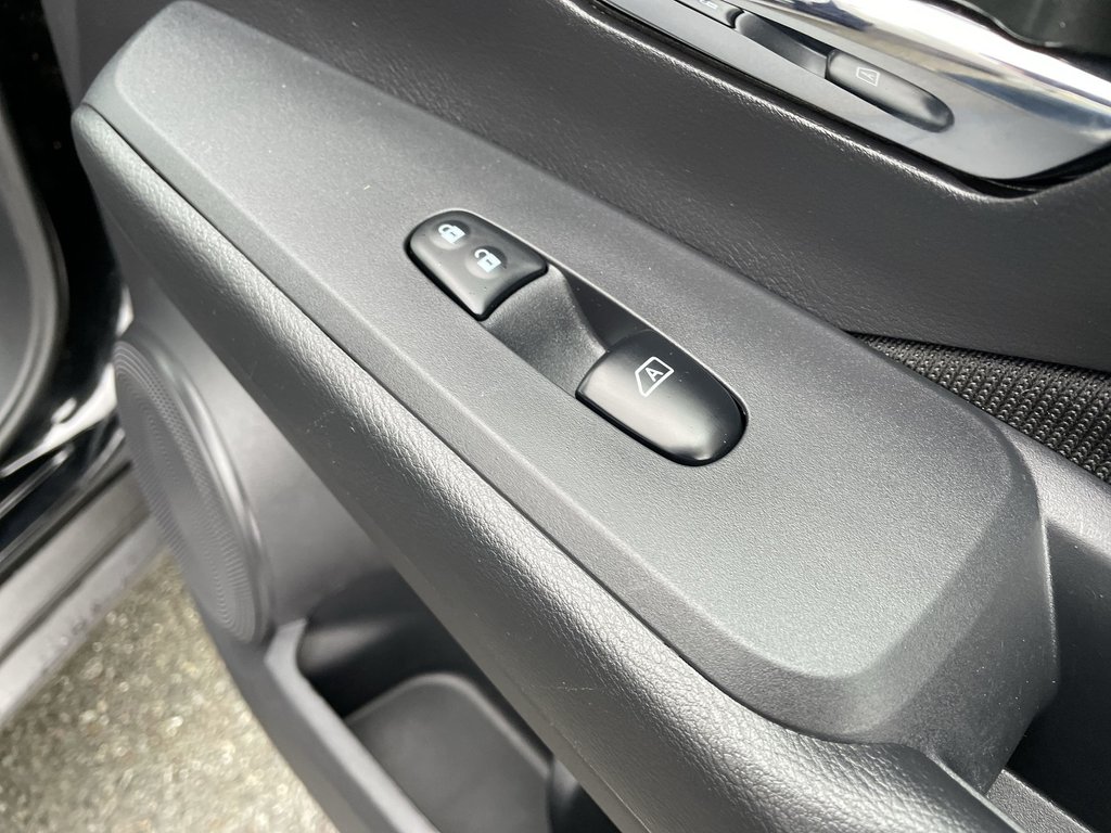 2024 Nissan KICKS in Antigonish, Nova Scotia - 52 - w1024h768px