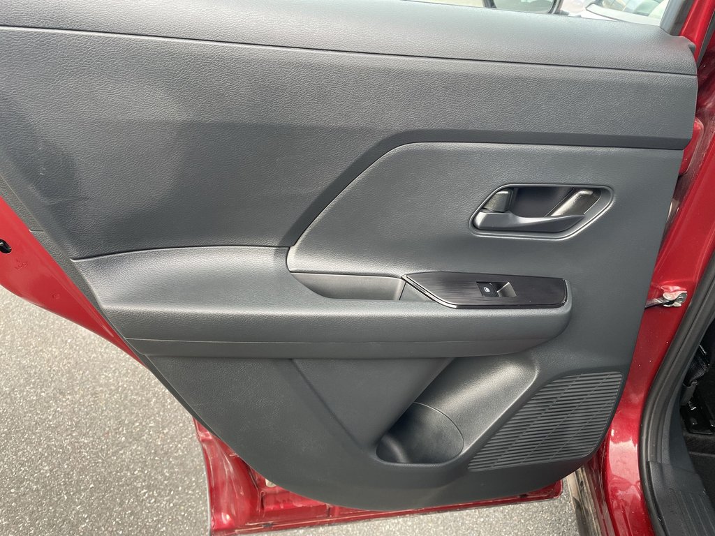 2025 Nissan Kicks S | USB | Backup Camera | Warranty to 2030 in Saint John, New Brunswick - 40 - w1024h768px