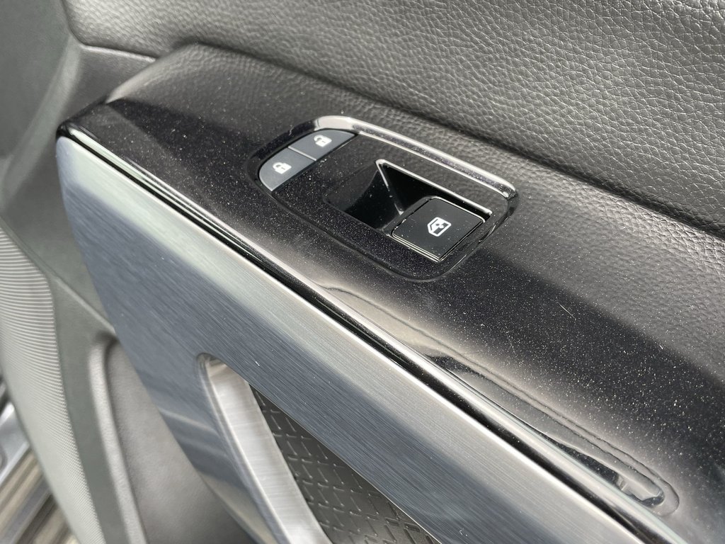 2022 Nissan Pathfinder SL | Leather | Htd Wheel | USB in Saint John, New Brunswick - 52 - w1024h768px