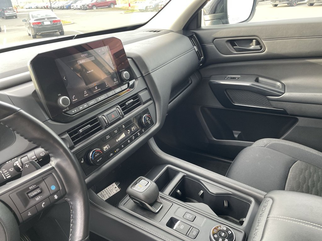 2024 Nissan PATHFINDER s | CAM | USB | HTD SEATS | WARRANTY TO 2029 in Saint John, New Brunswick - 11 - w1024h768px