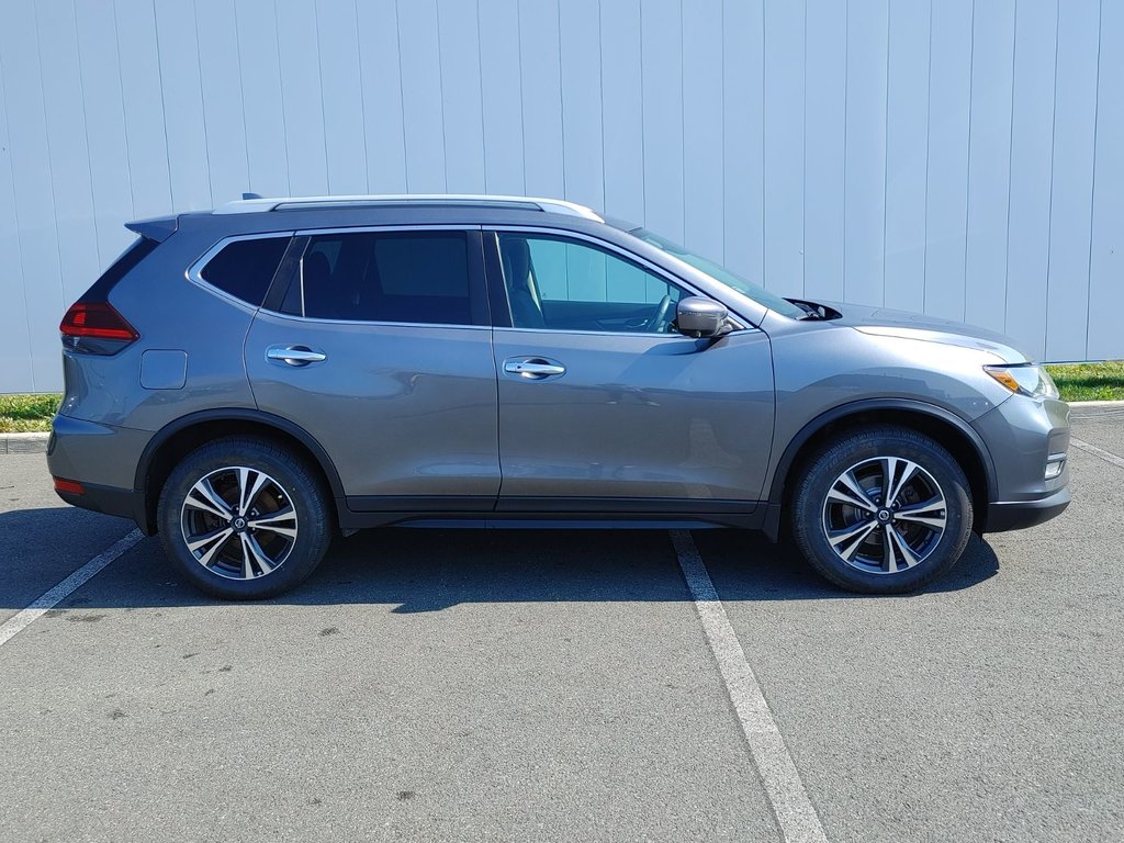 2020  Qashqai SV | Cam | USB | HtdSeats | Warranty to 2026 in Saint John, New Brunswick - 2 - w1024h768px