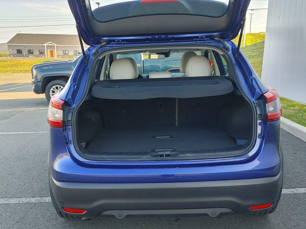 2023  Qashqai SL | Leather | SunRoof | Cam | Warranty to 2029 in Saint John, New Brunswick - 35 - w1024h768px