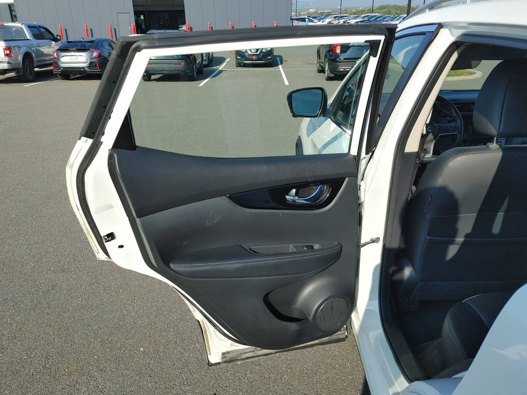 2023  Qashqai SL | Leather | SunRoof | Cam | Warranty to 2029 in Saint John, New Brunswick - 24 - w1024h768px