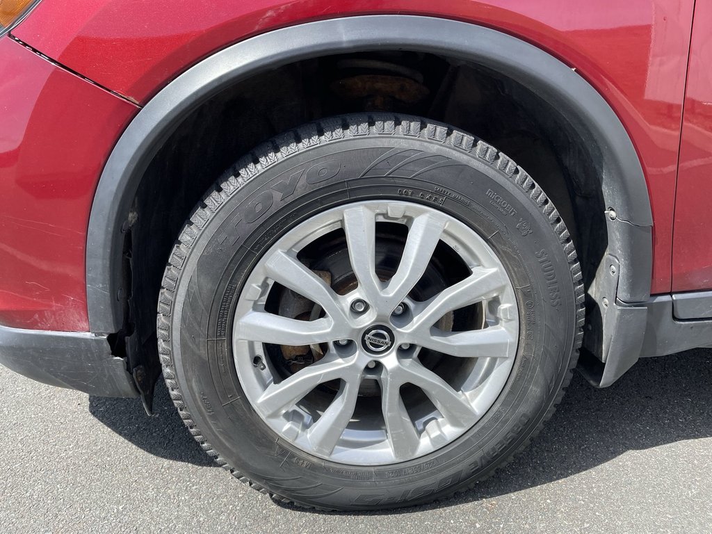 2018 Nissan ROGUE SV | Htd Seats | Backup Cam | USB in Saint John, New Brunswick - 16 - w1024h768px