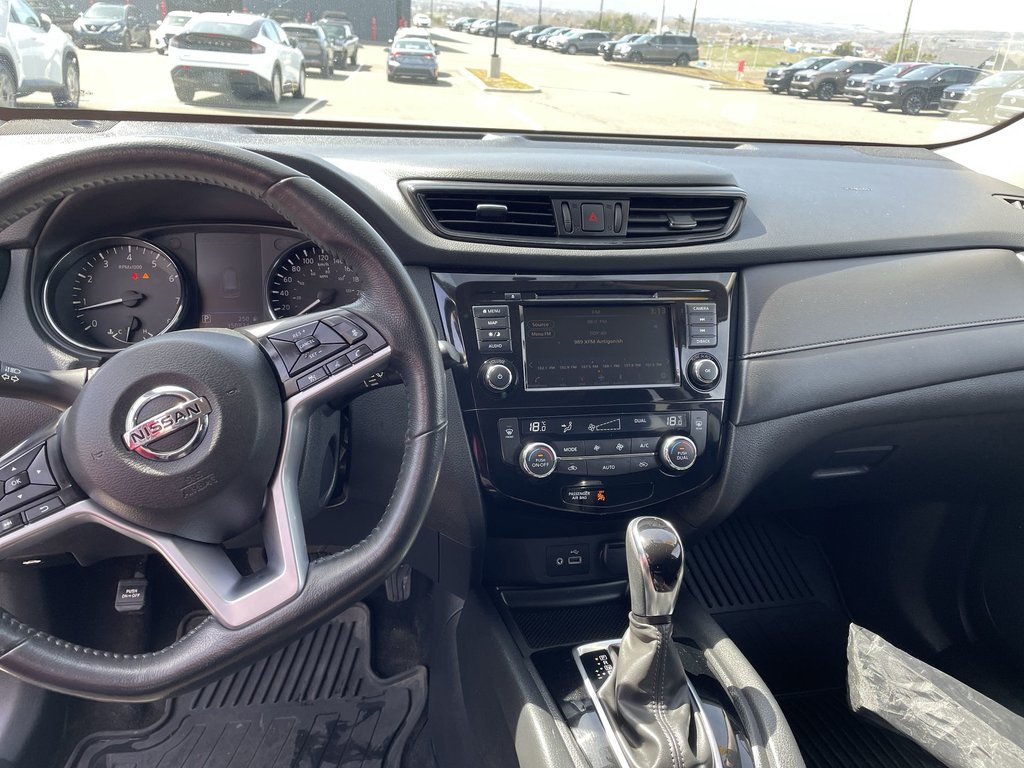 2018 Nissan ROGUE SV | Htd Seats | Backup Cam | USB in Saint John, New Brunswick - 19 - w1024h768px