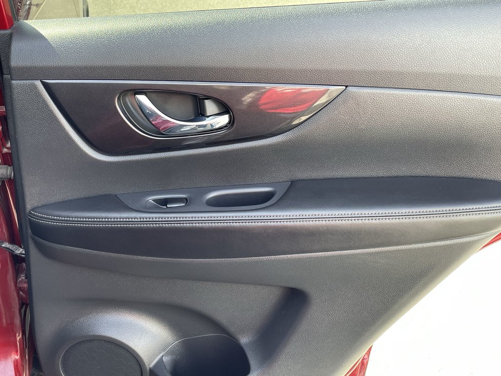 2018 Nissan ROGUE SV | Htd Seats | Backup Cam | USB in Saint John, New Brunswick - 47 - w1024h768px