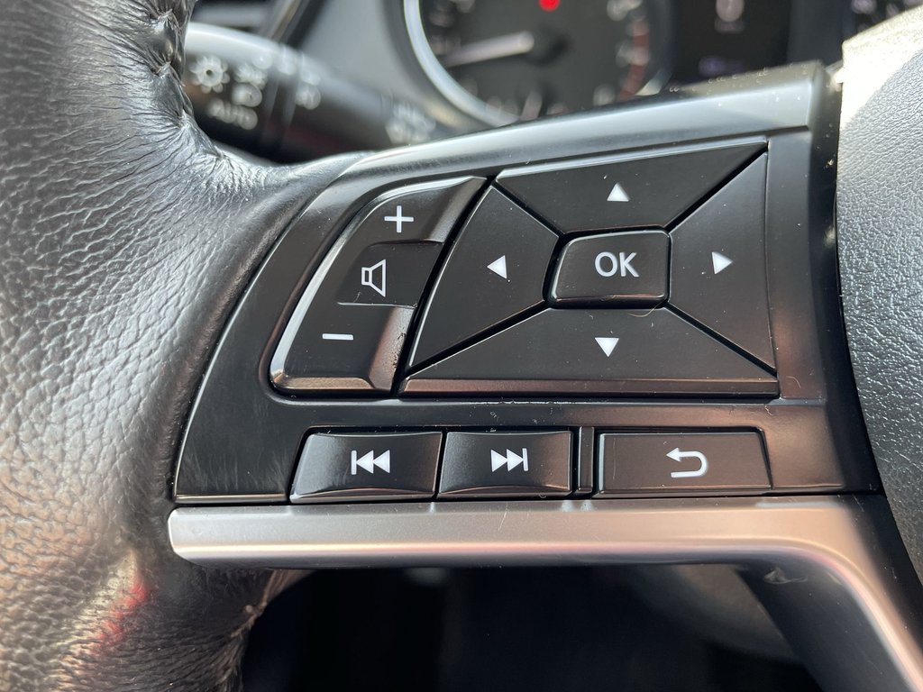 2018 Nissan ROGUE SV | Htd Seats | Backup Cam | USB in Saint John, New Brunswick - 26 - w1024h768px